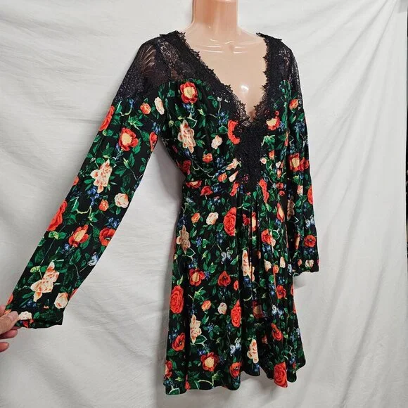 By Anthropologie Lacy V-Neck Mini Dress Women Size 4 Black - Picture 7 of 14